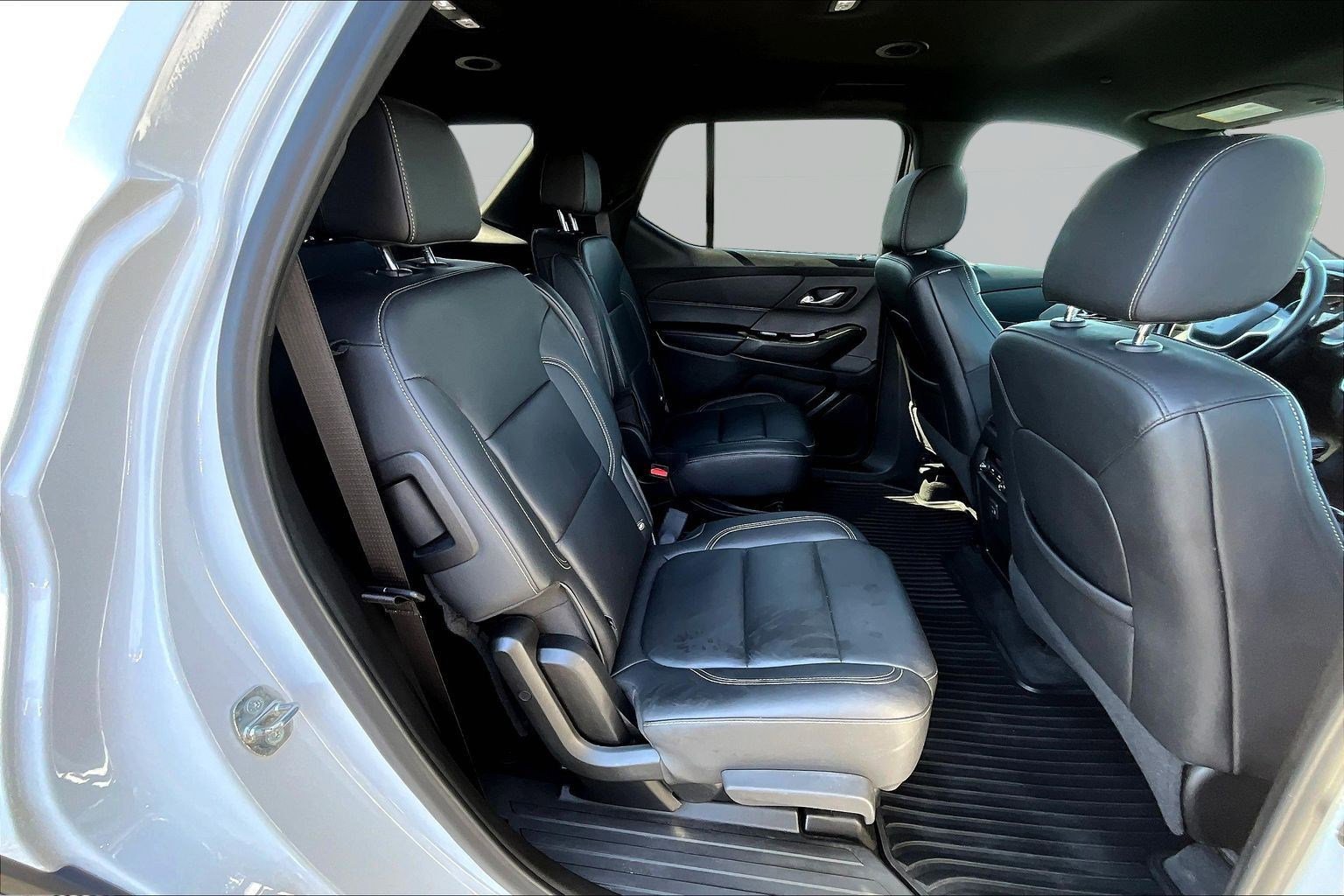 Used 2023 Chevrolet Traverse LT AWD/4WD image 24