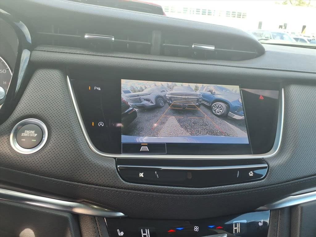 Used 2025 Cadillac XT5 Luxury image 17
