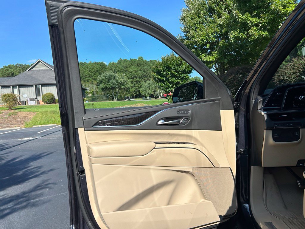 Used 2024 Cadillac Escalade ESV Premium Luxury w/ LPO, Floor Liner Package AWD/4WD image 62