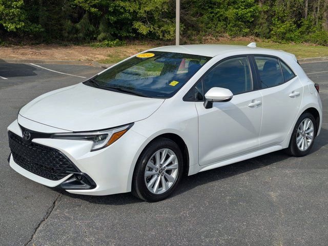 Used 2024 Toyota Corolla SE image 3