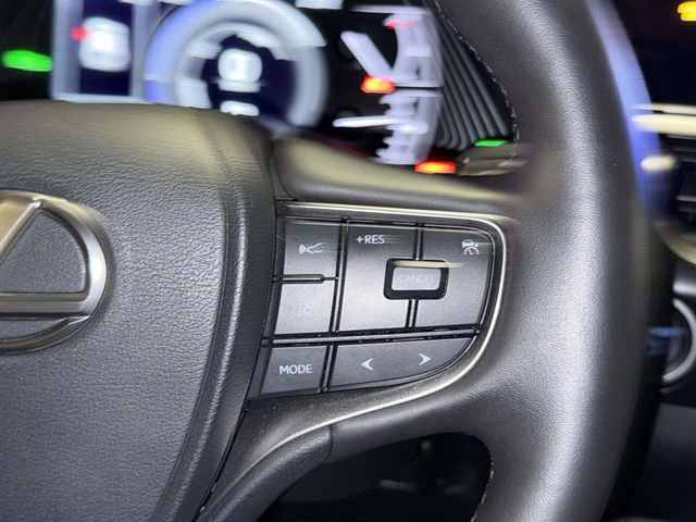 Certified 2023 Lexus UX 250h F Sport w/ Accessory Package (Z2) AWD/4WD image 33