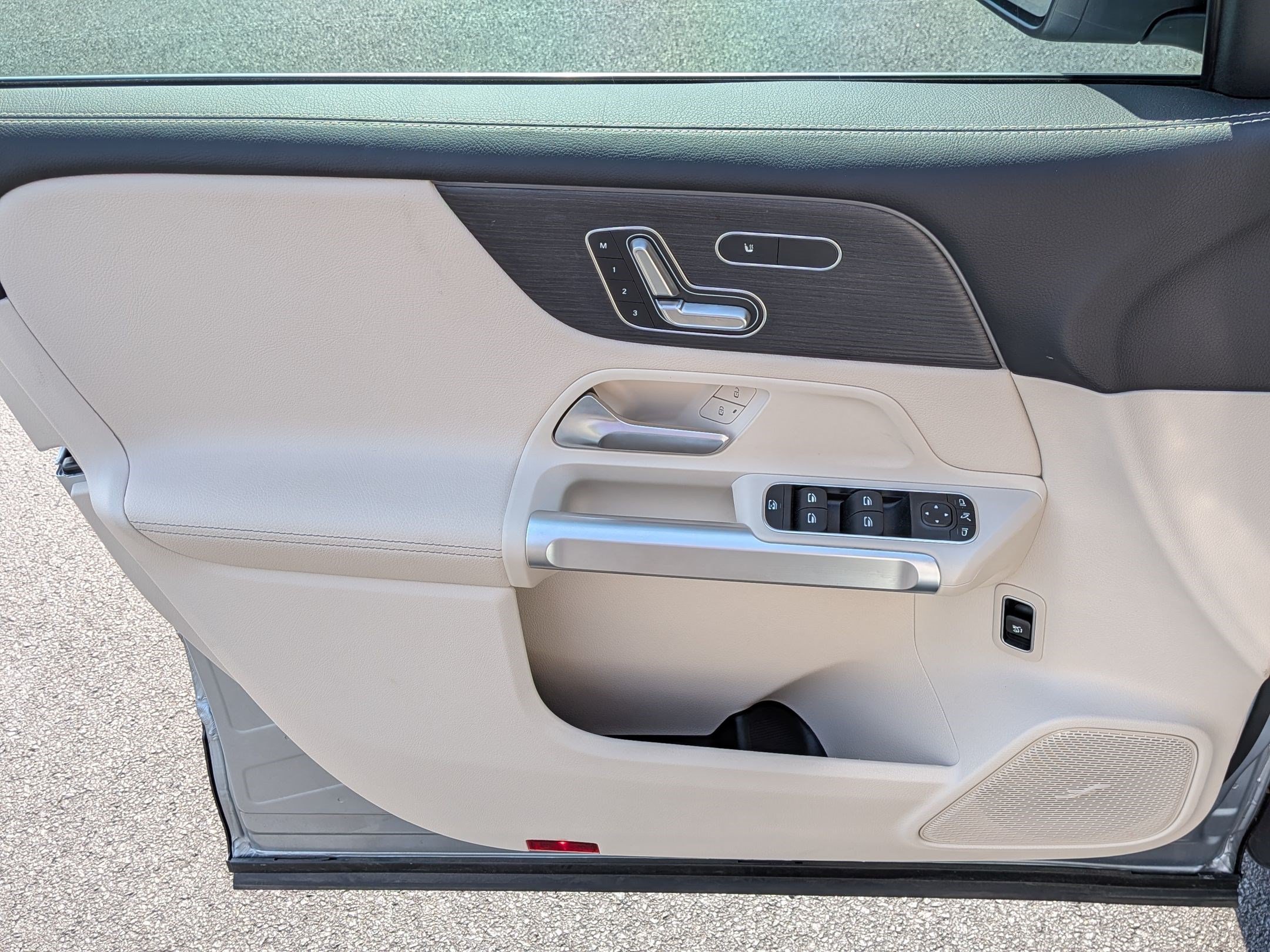 Certified 2026 Mercedes-Benz GLB 250 image 14