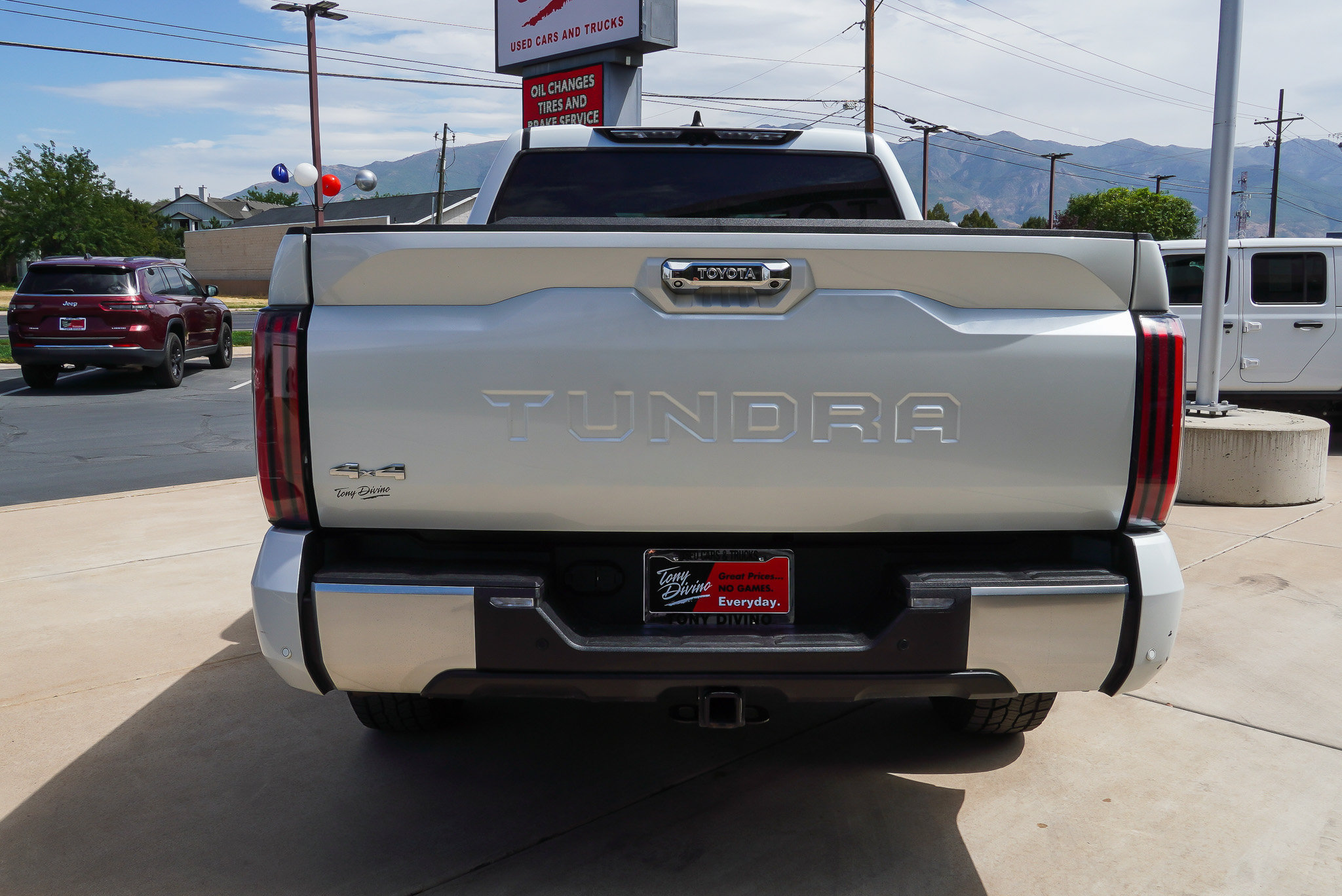 Used 2023 Toyota Tundra Limited AWD/4WD image 7