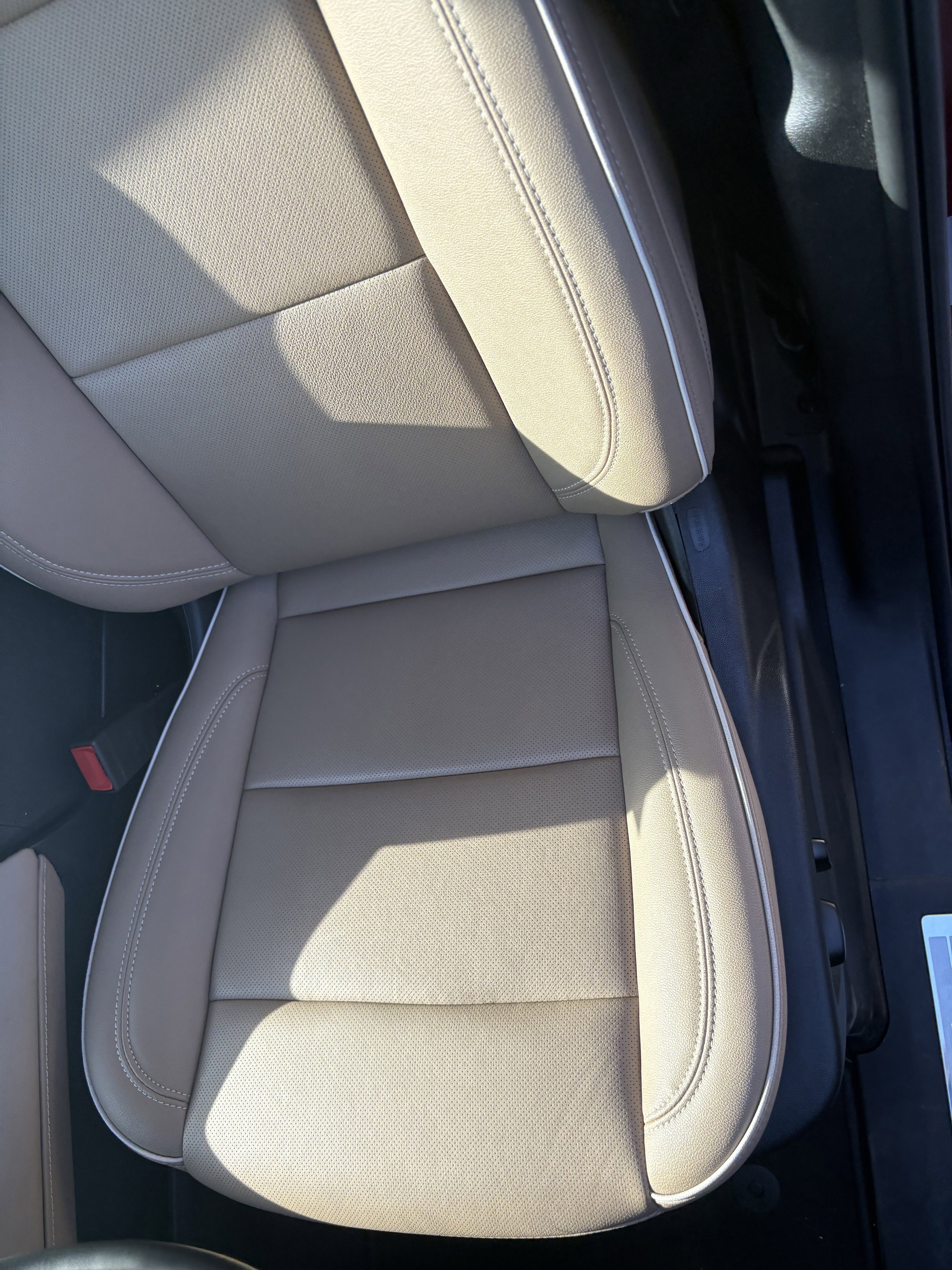 Certified 2024 Chevrolet Suburban Premier RWD image 10