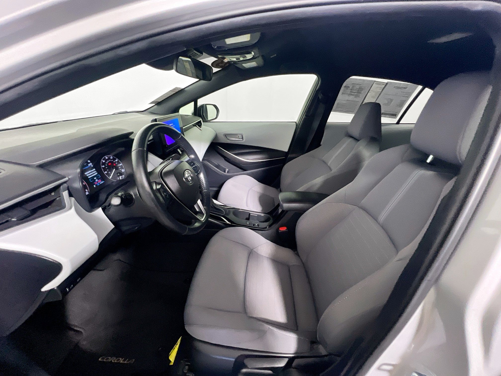 Used 2023 Toyota Corolla SE FWD image 14