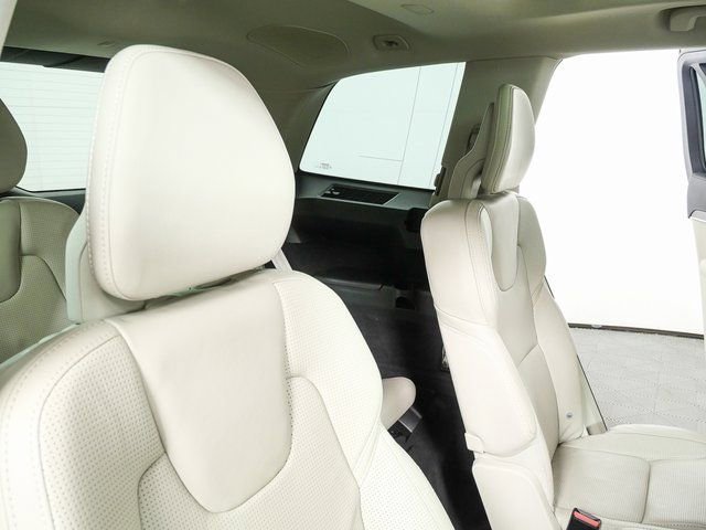 Used 2020 Volvo XC90 T6 Inscription w/ Protection Package Premier image 23