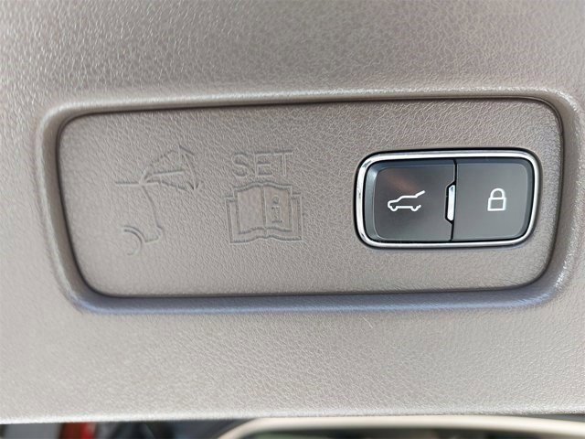 Used 2020 Lincoln Aviator Reserve w/ Equipment Group 202A image 15