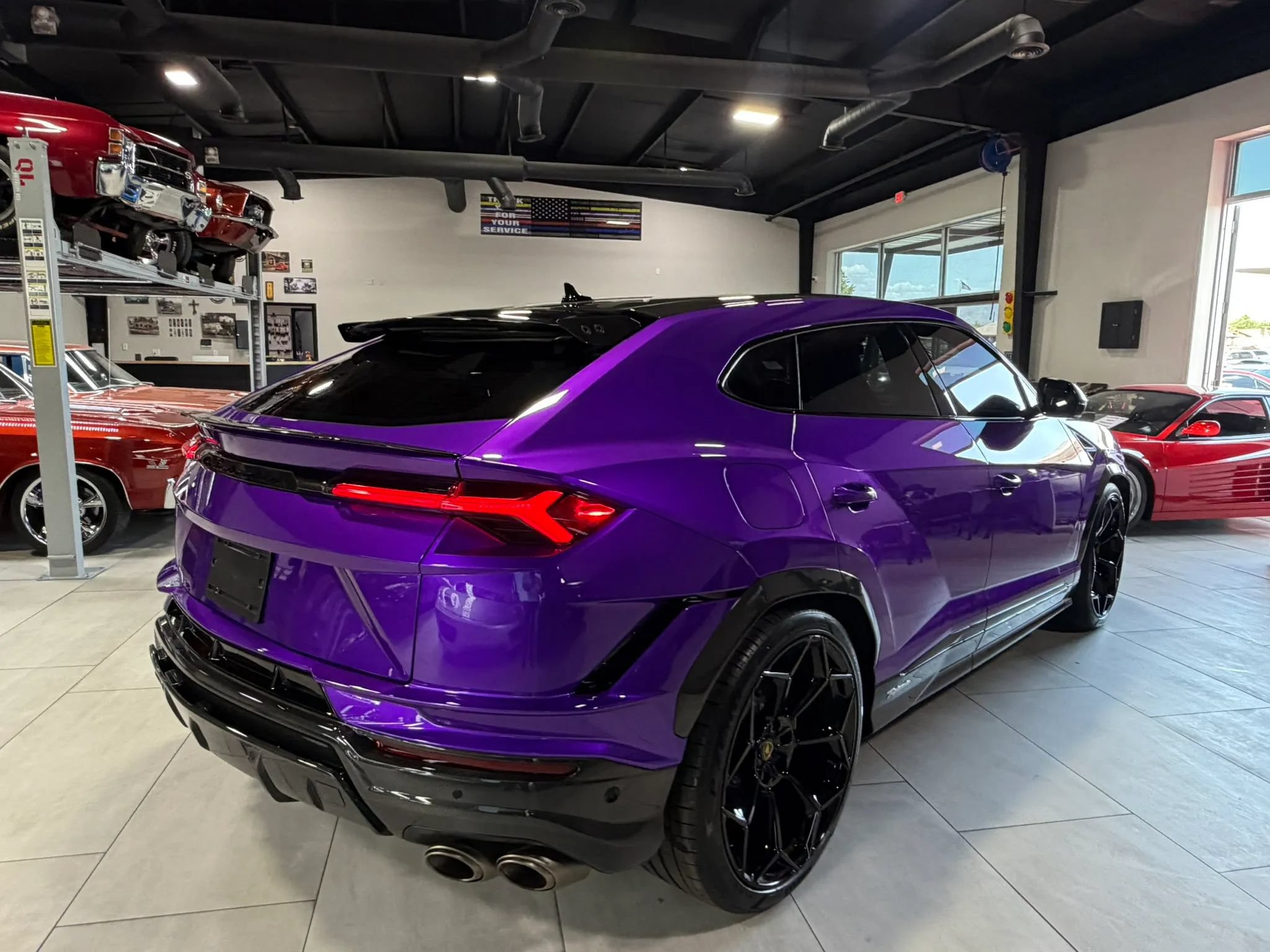 Used 2024 Lamborghini Urus Performante AWD/4WD image 15