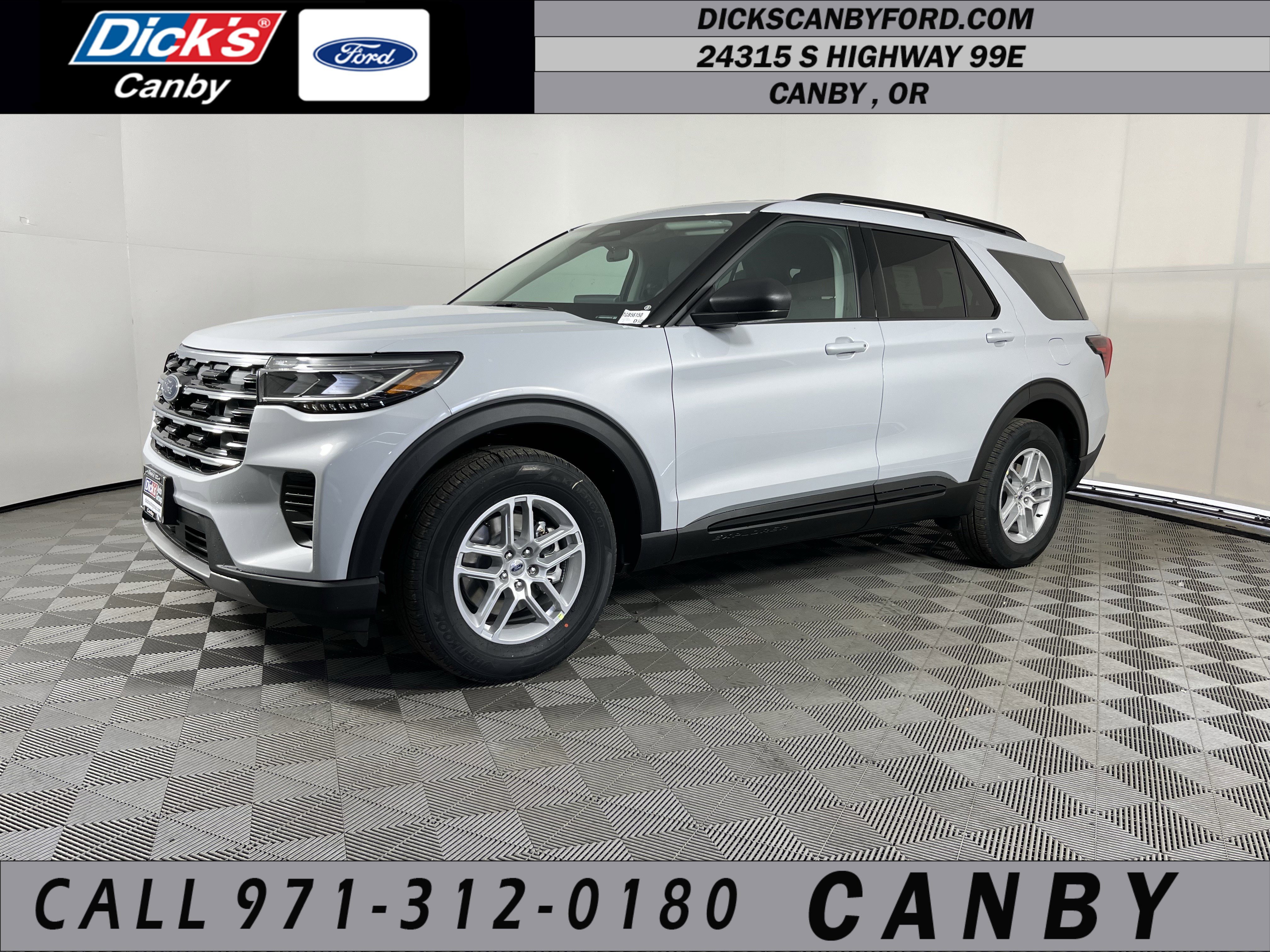 New 2026 Ford Explorer Active AWD/4WD image 1