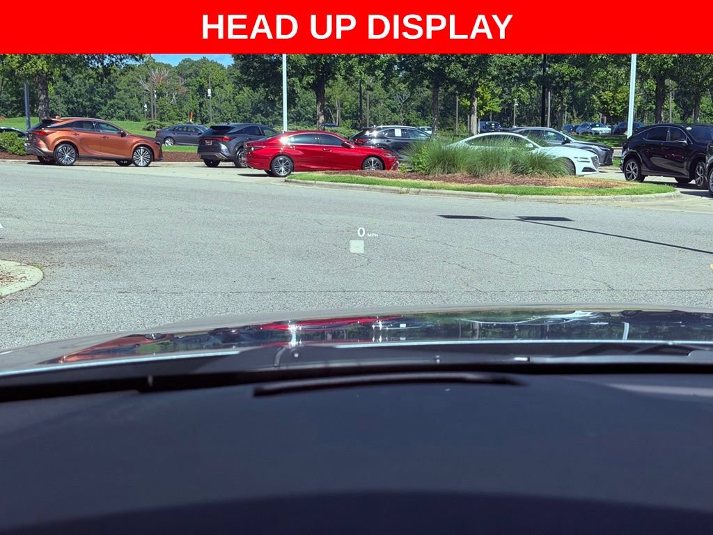 Used 2024 Cadillac XT6 Premium Luxury w/ Technology Package FWD image 9