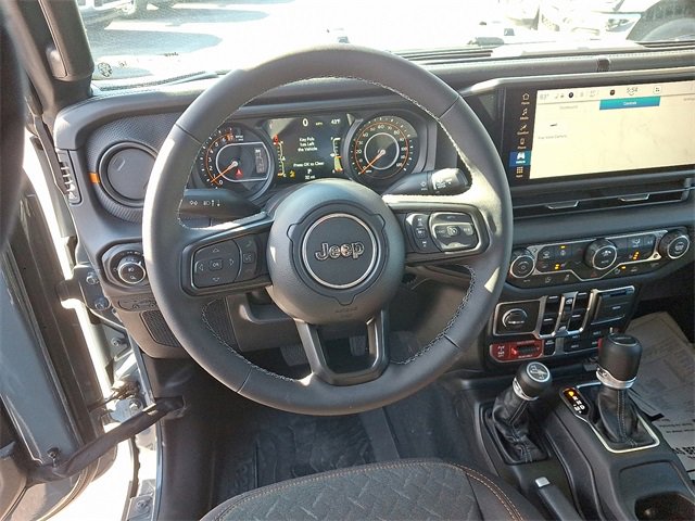 New 2026 Jeep Gladiator Mojave w/ Safety Group image 9