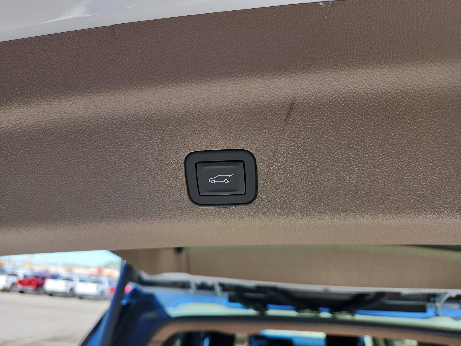 New 2026 GMC Yukon Denali image 9