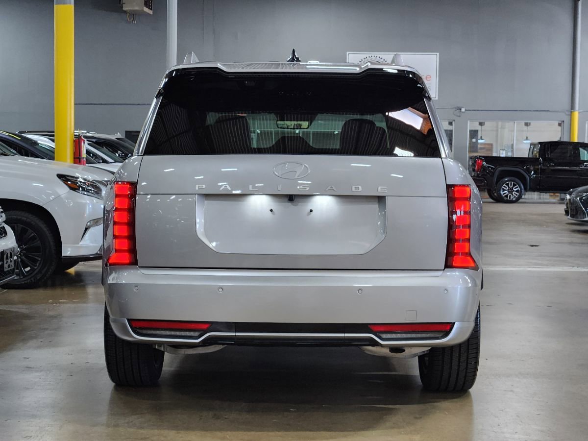 Used 2026 Hyundai Palisade Calligraphy FWD image 8