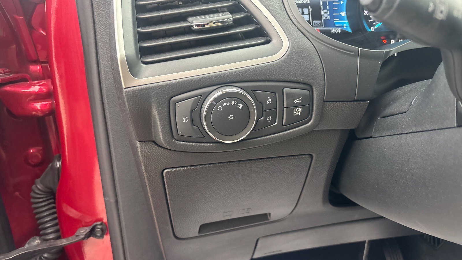 Certified 2022 Ford Edge SEL w/ Convenience Package image 29