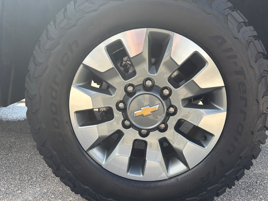 Used 2025 Chevrolet Silverado 2500 LT w/ All Star Edition AWD/4WD image 38