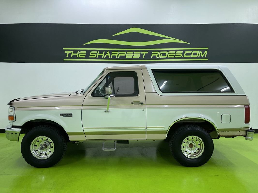 Used 1996 Ford Bronco XLT image 6