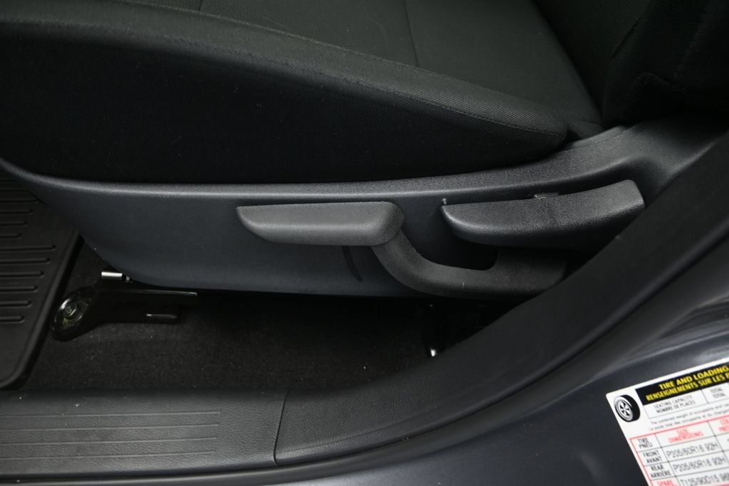 Used 2025 Nissan Kicks Play S FWD image 24