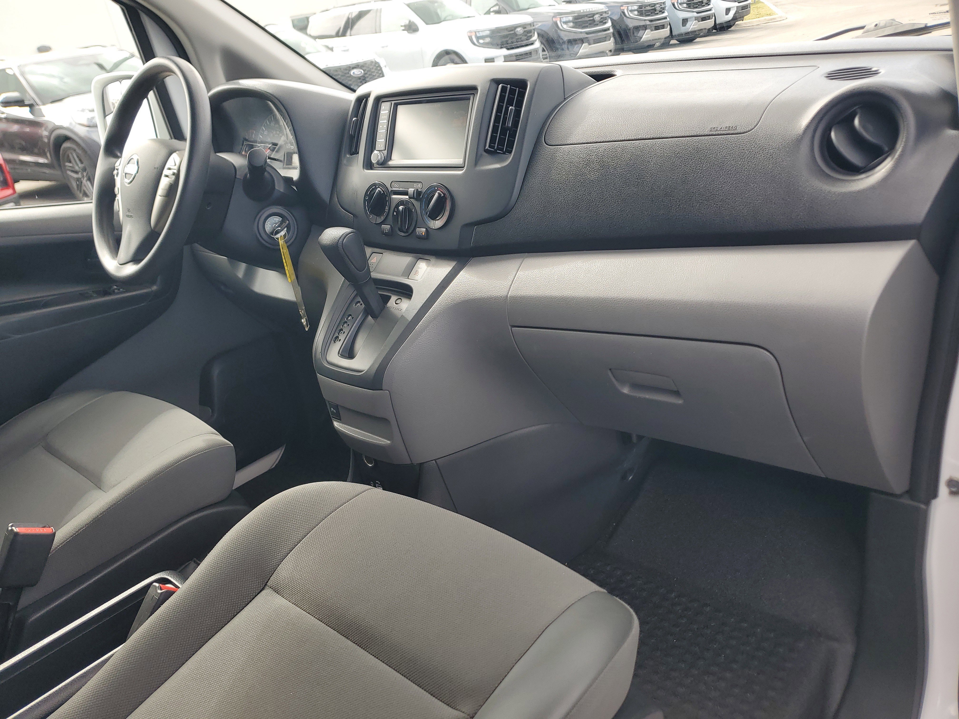 Used 2021 Nissan NV200 SV image 15