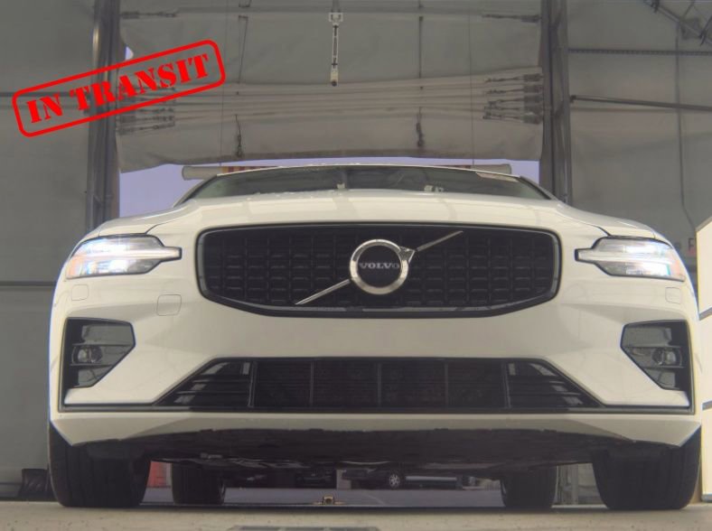 Used 2025 Volvo S60 B5 Core image 11