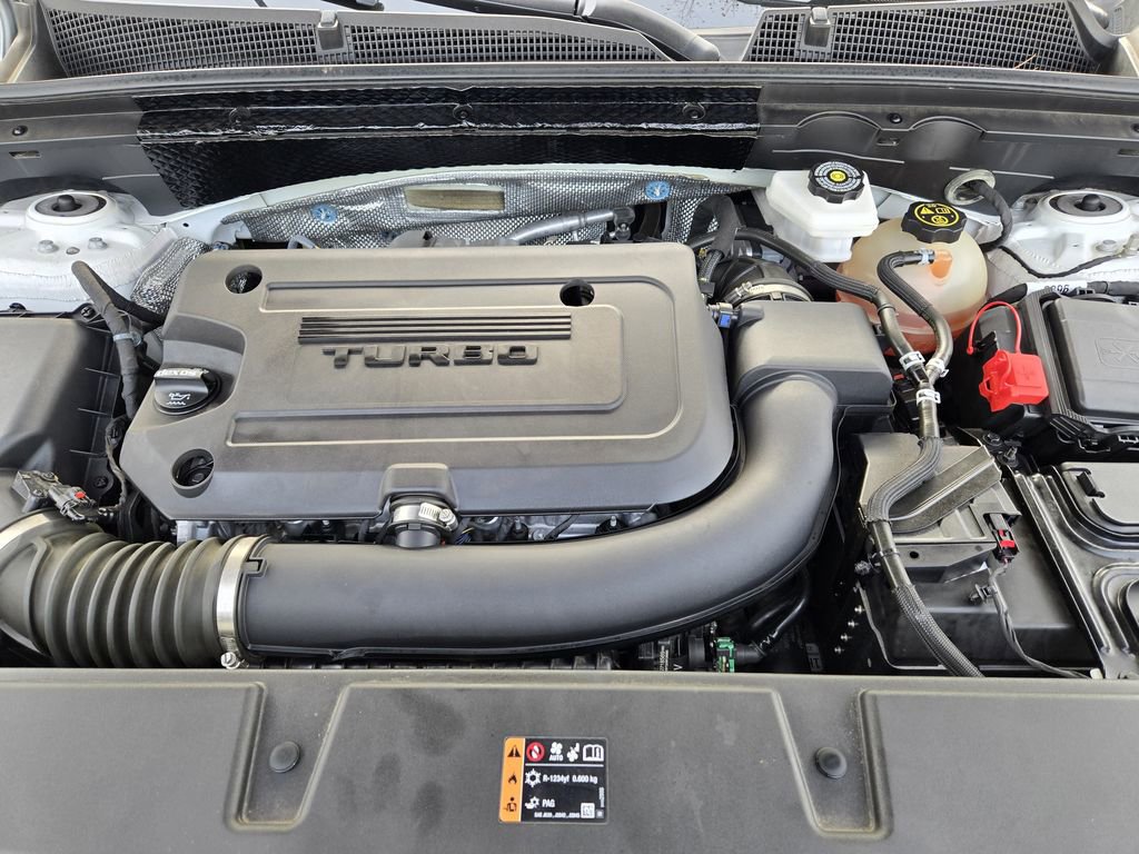 Used 2022 Buick Envision Avenir w/ Technology Package II image 29