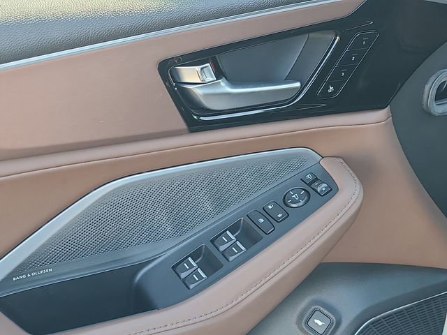 Used 2025 Acura MDX w/ Technology Package image 21