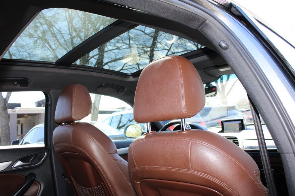 Used 2016 Audi Q3 2.0T Prestige w/ Prestige Package image 17