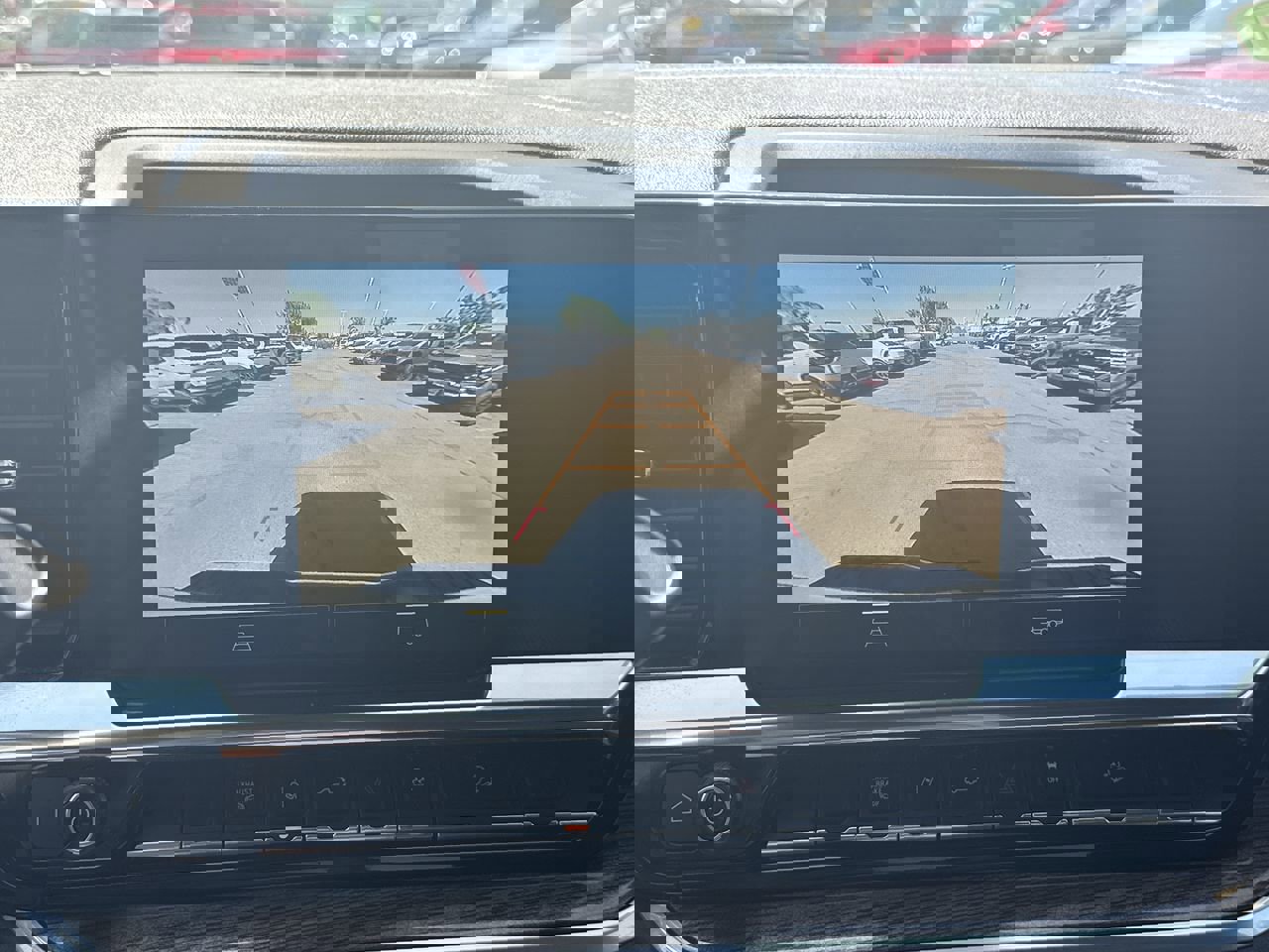 Used 2024 Chevrolet Silverado 2500 LT image 13