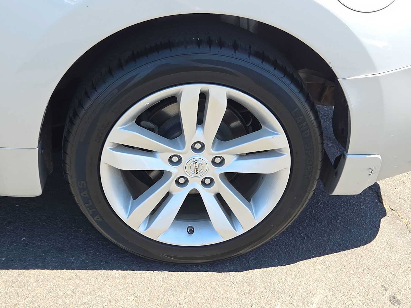 Used 2011 Nissan Altima 2.5 S w/ Convenience Pkg FWD image 16