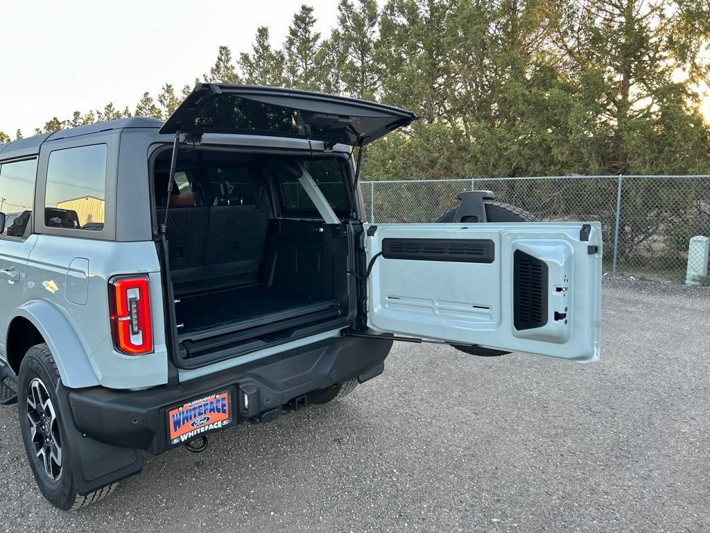 Used 2024 Ford Bronco Outer Banks AWD/4WD image 40