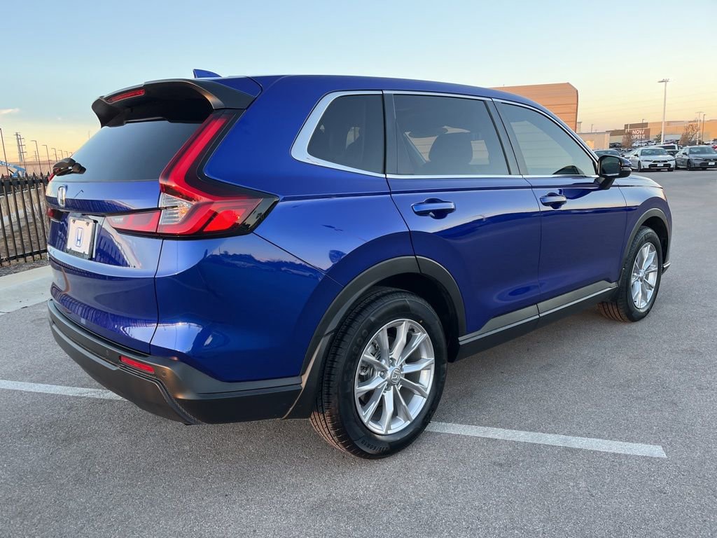 Used 2023 Honda CR-V EX-L image 4