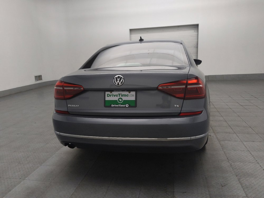 Used 2019 Volkswagen Passat Wolfsburg Edition FWD image 7