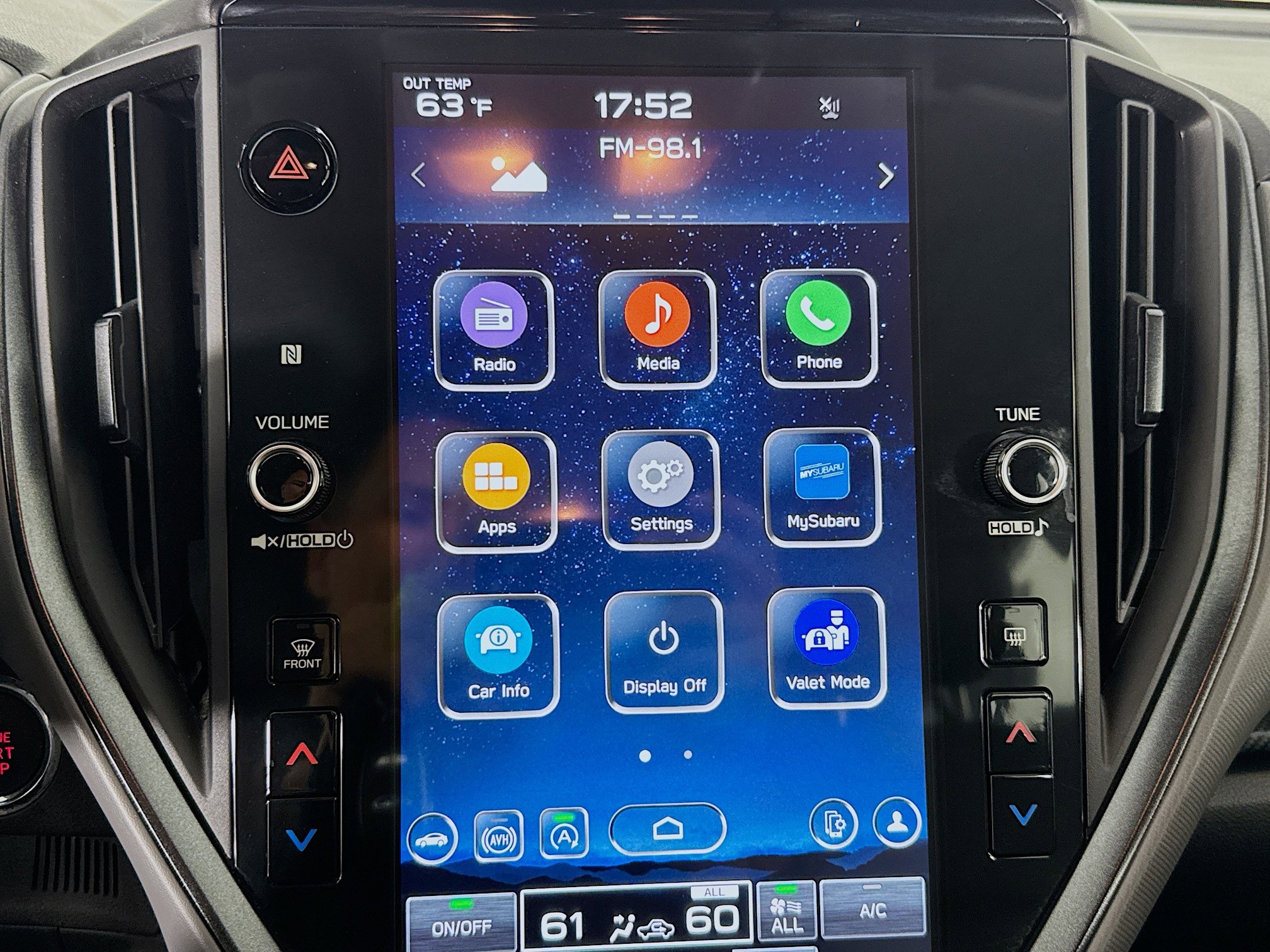 Used 2024 Subaru Crosstrek 2.5i Limited image 17