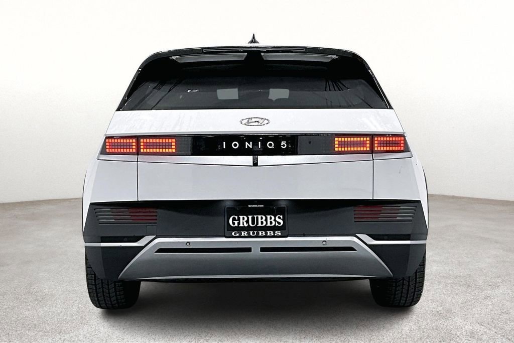 Used 2022 Hyundai Ioniq 5 SE w/ Cargo Package image 6