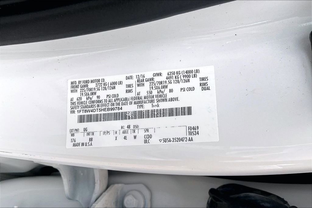 Used 2017 Ford F450 Platinum w/ Platinum Ultimate Package image 3