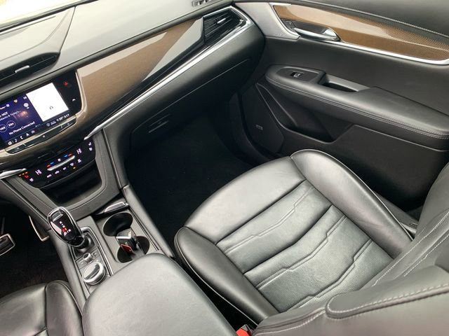 Used 2020 Cadillac XT6 Premium Luxury w/ Platinum Package image 22
