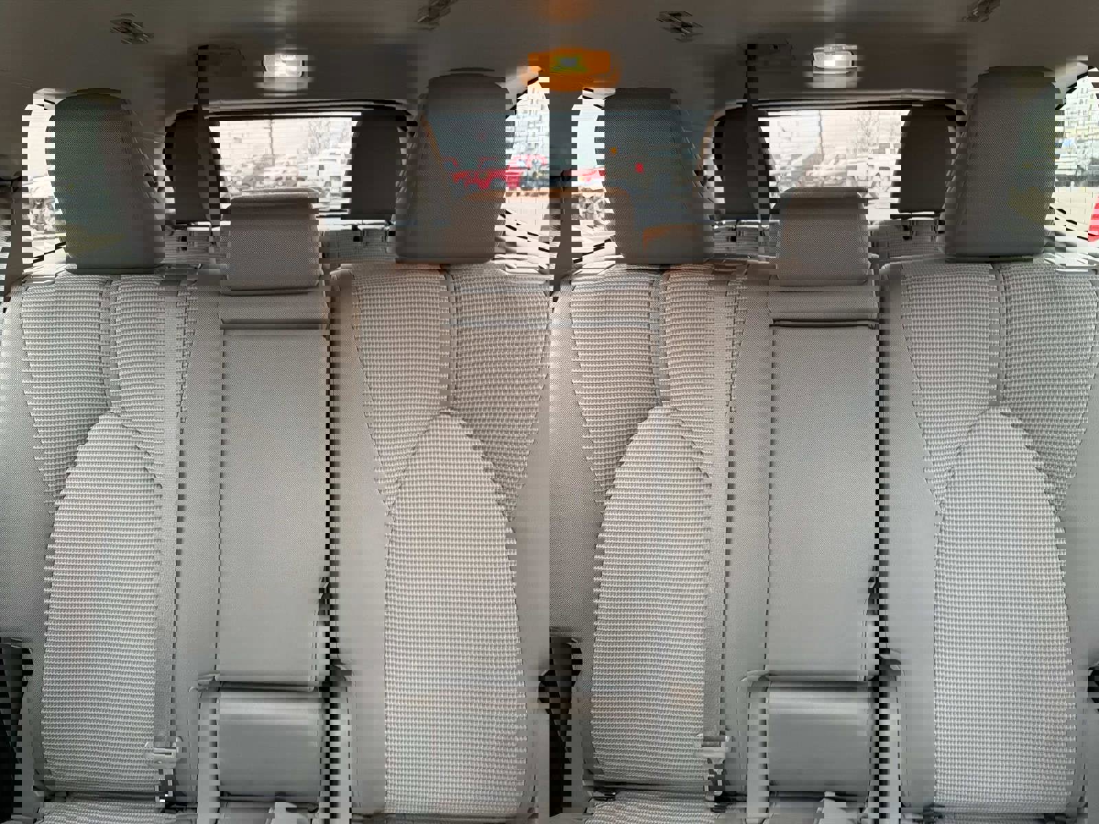 Used 2021 Toyota Highlander LE image 12