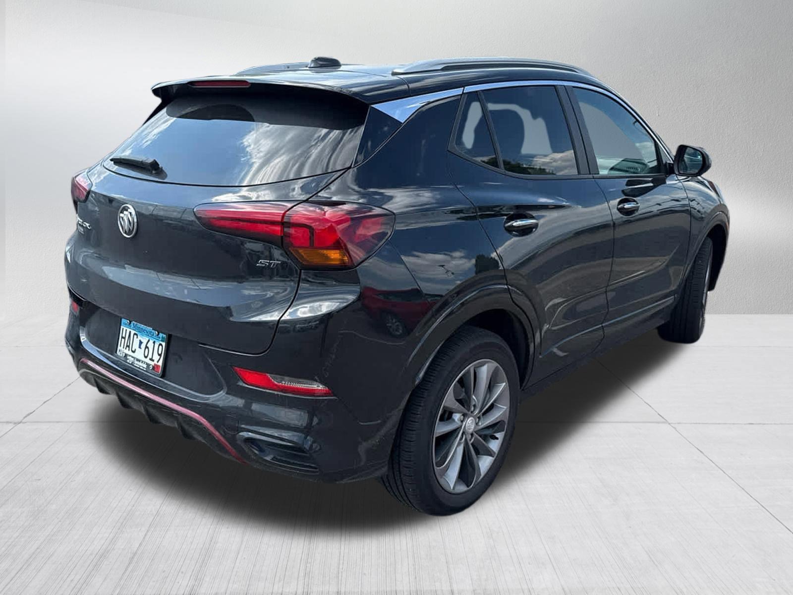 Used 2023 Buick Encore GX Select w/ Sport Touring Package image 6