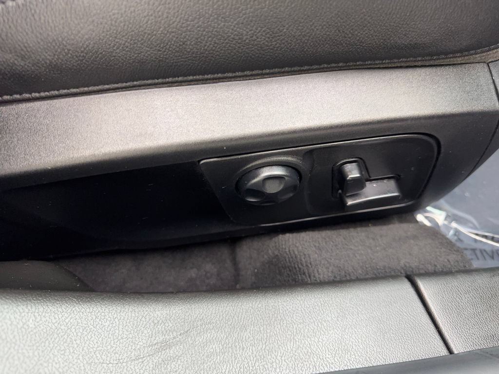 Used 2020 Maserati Ghibli RWD image 47
