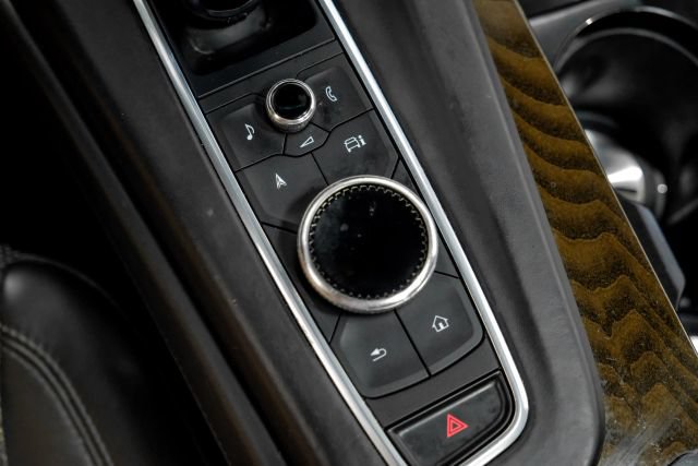 Used 2022 Cadillac Escalade ESV Sport Platinum w/ Heavy-Duty Trailer Package AWD/4WD image 36