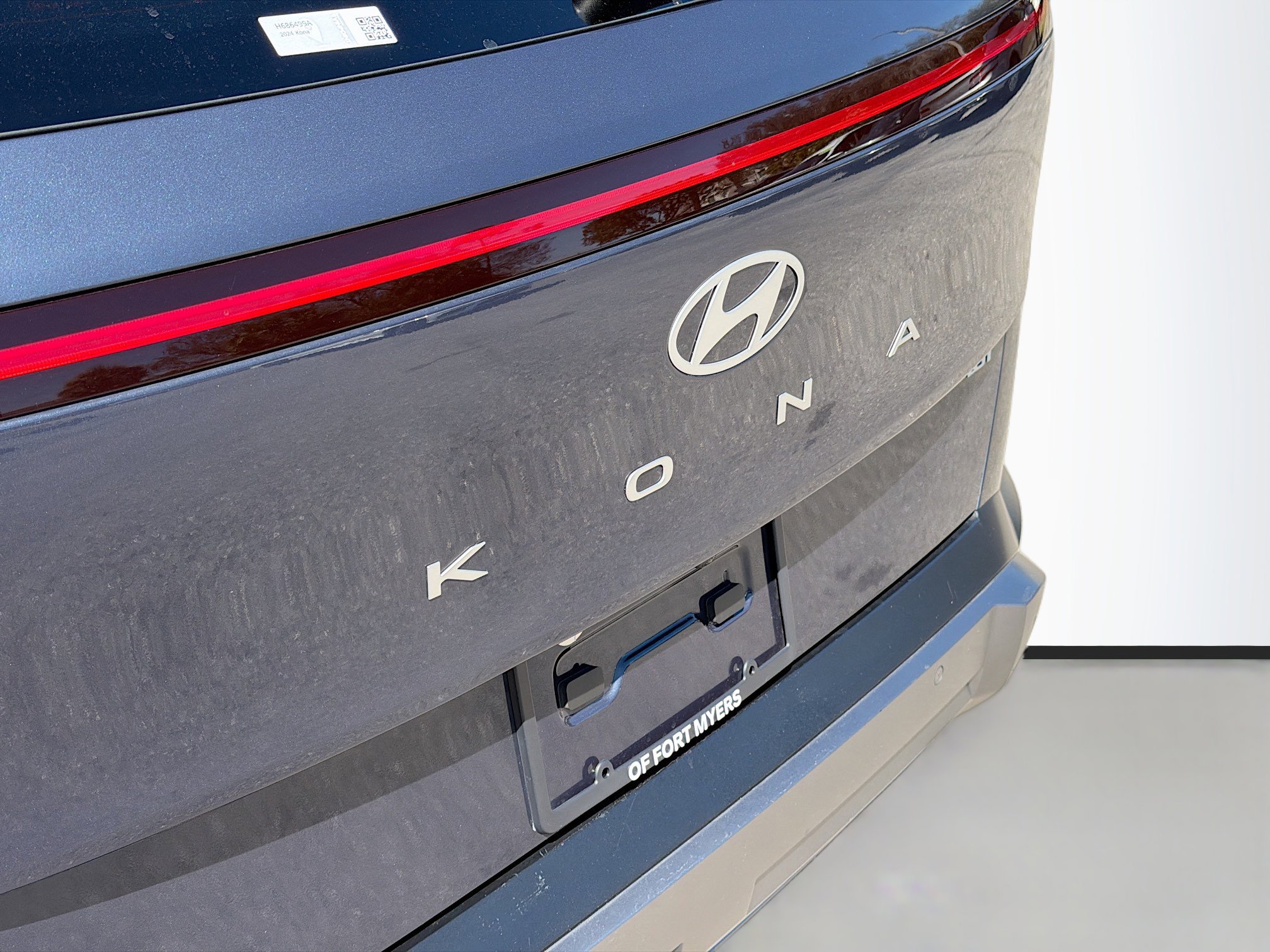 Used 2024 Hyundai Kona Limited image 11