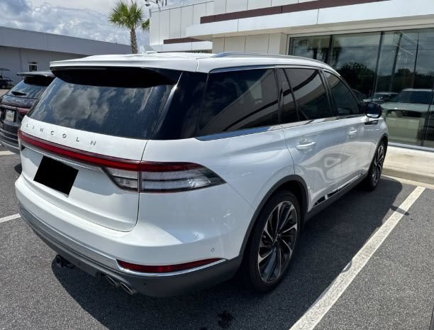Used 2021 Lincoln Aviator Reserve w/ Equipment Group 201A AWD/4WD image 4