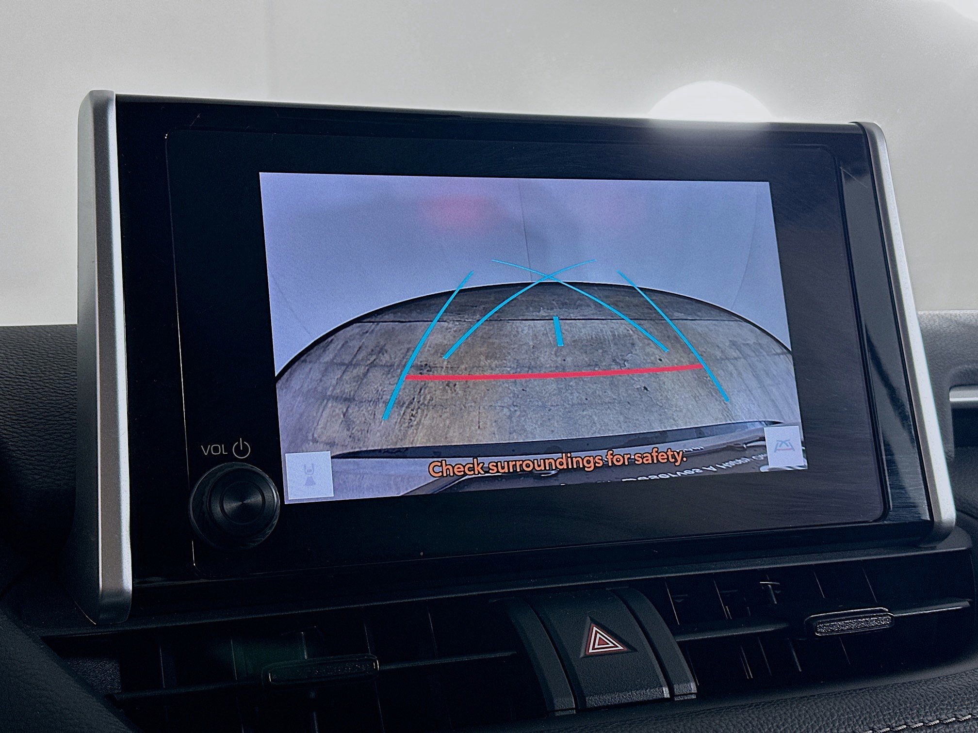 Used 2025 Toyota RAV4 XLE AWD/4WD image 22