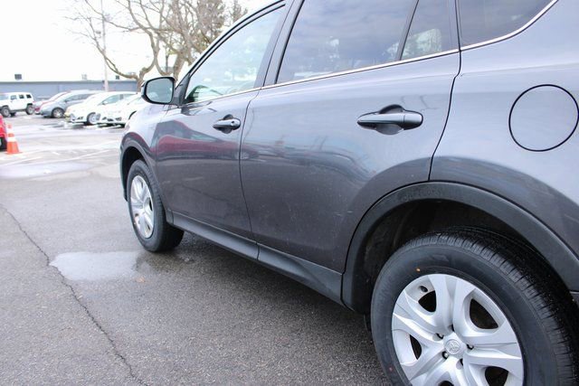 Used 2015 Toyota RAV4 LE AWD/4WD image 42