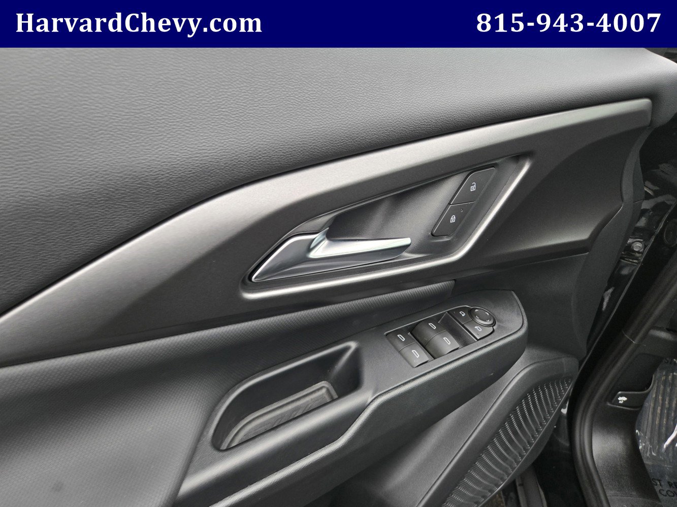 Used 2026 Chevrolet Equinox EV LT w/ Comfort Package image 33