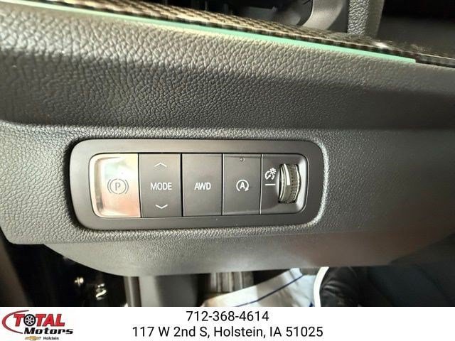 New 2026 Chevrolet Traverse High Country w/ LPO, Floor Liner Package AWD/4WD image 18