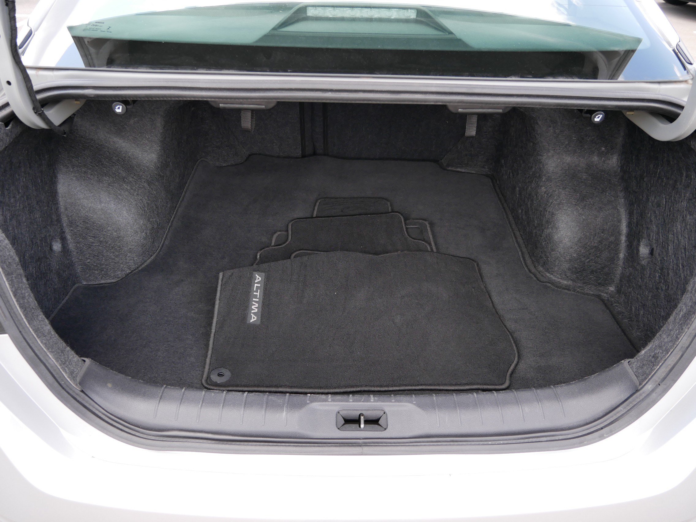 Used 2023 Nissan Altima 2.5 SV FWD image 18