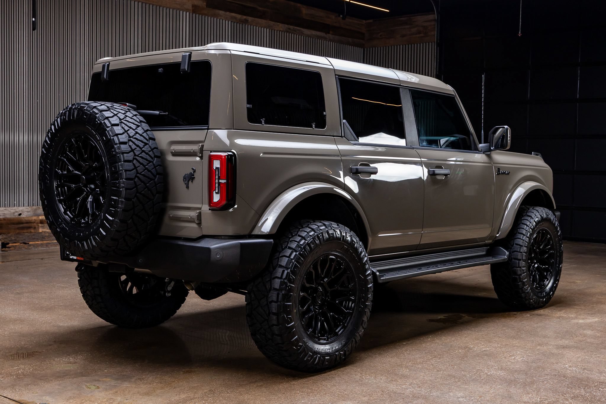 Used 2026 Ford Bronco Outer Banks AWD/4WD image 10