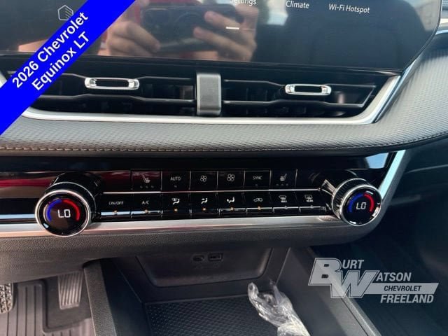 New 2026 Chevrolet Equinox LT w/ Convenience Package II FWD image 18