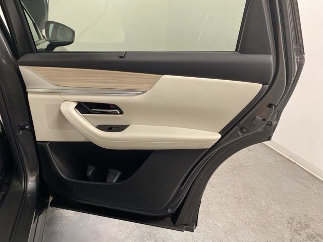 Used 2024 MAZDA CX-90 3.3 Turbo S w/ Premium Package image 32