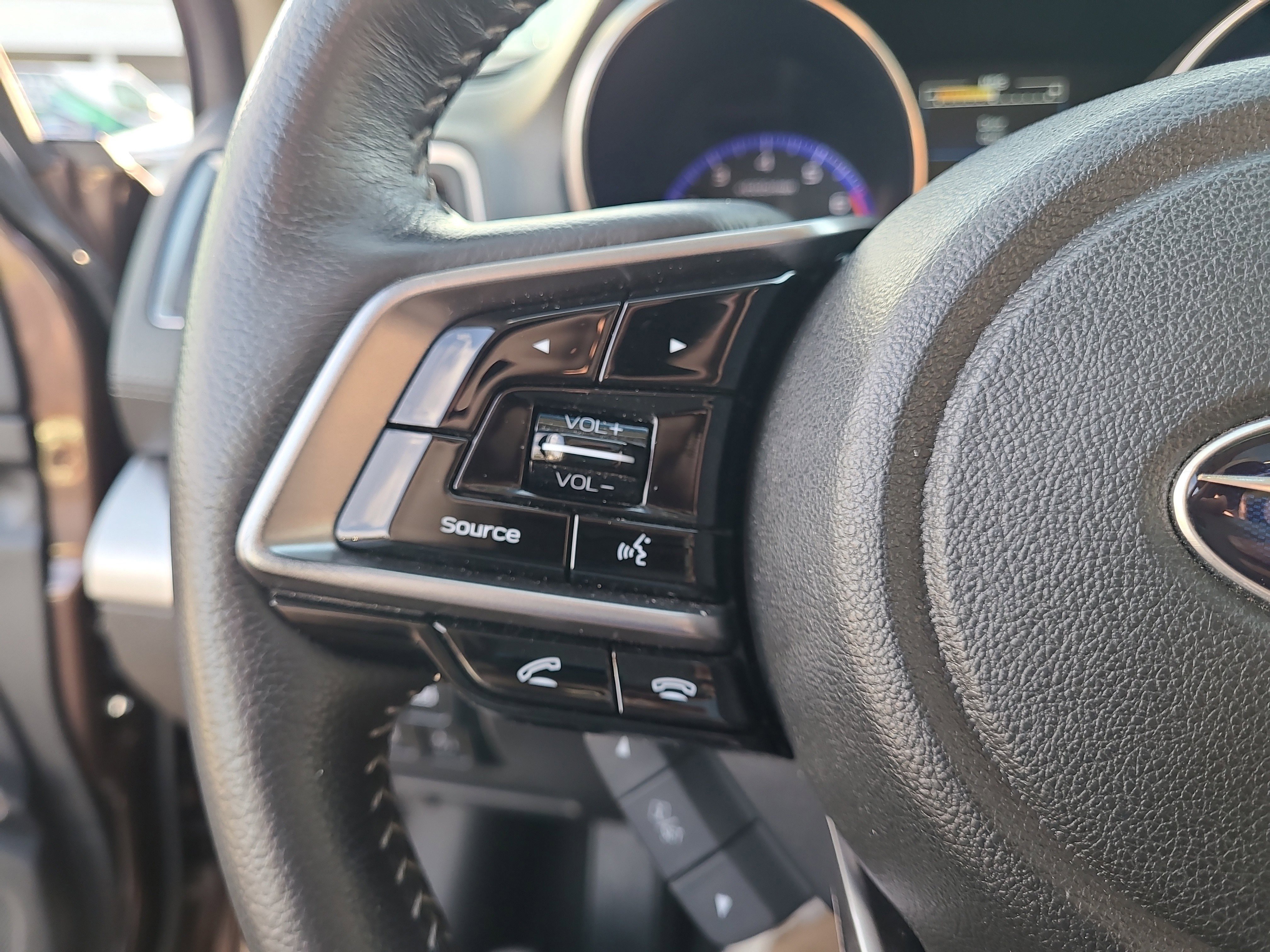 Used 2019 Subaru Outback 2.5i Touring image 23